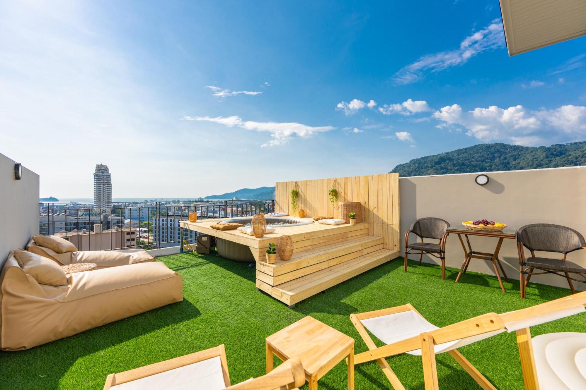 Sky Wave Patong Exterior foto